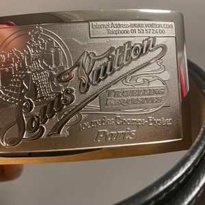Louis Vuitton Traveling Requisites Belt